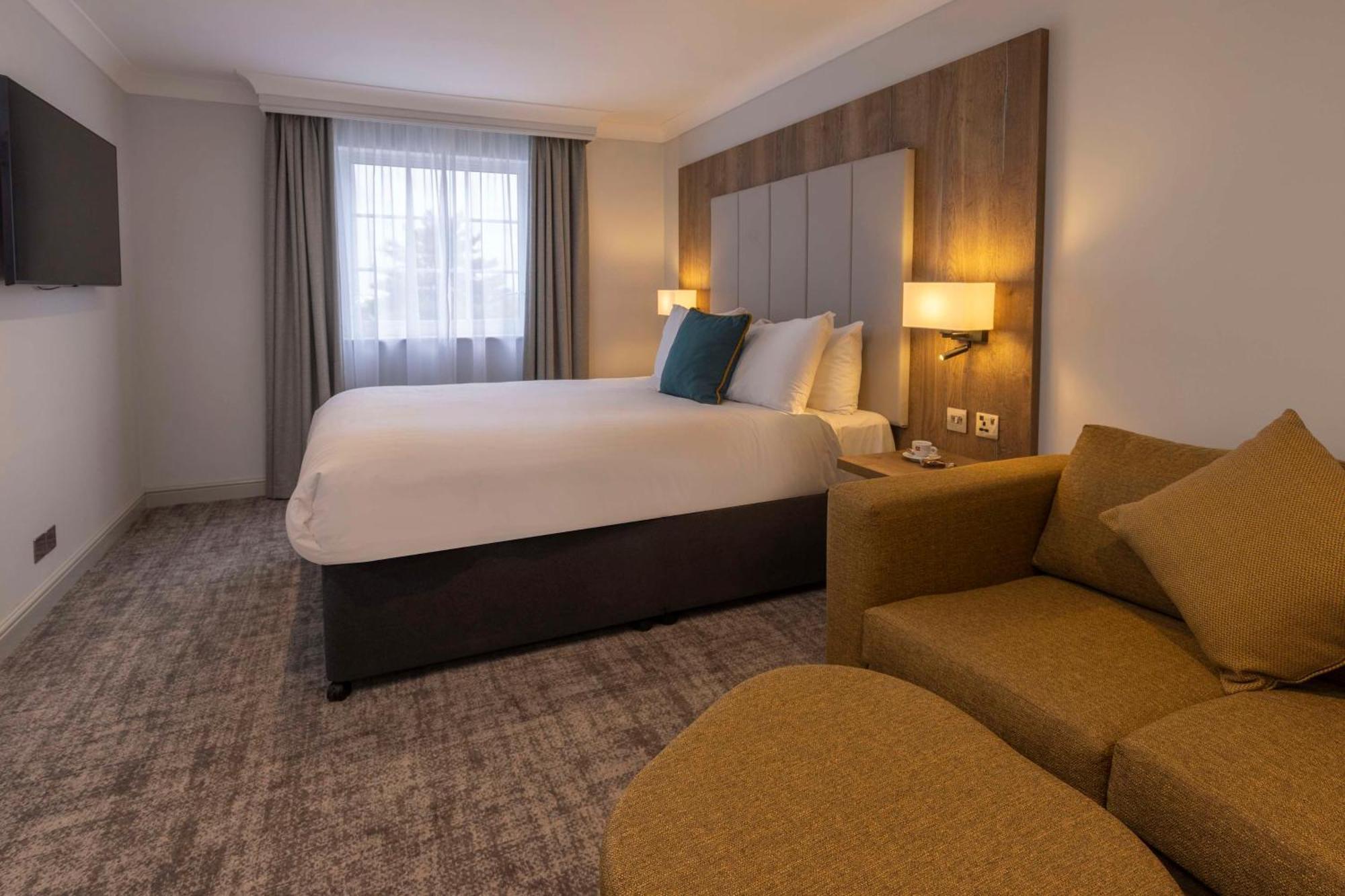 Crowne Plaza East Midlands Airport By Ihg Hotell Derby Exteriör bild