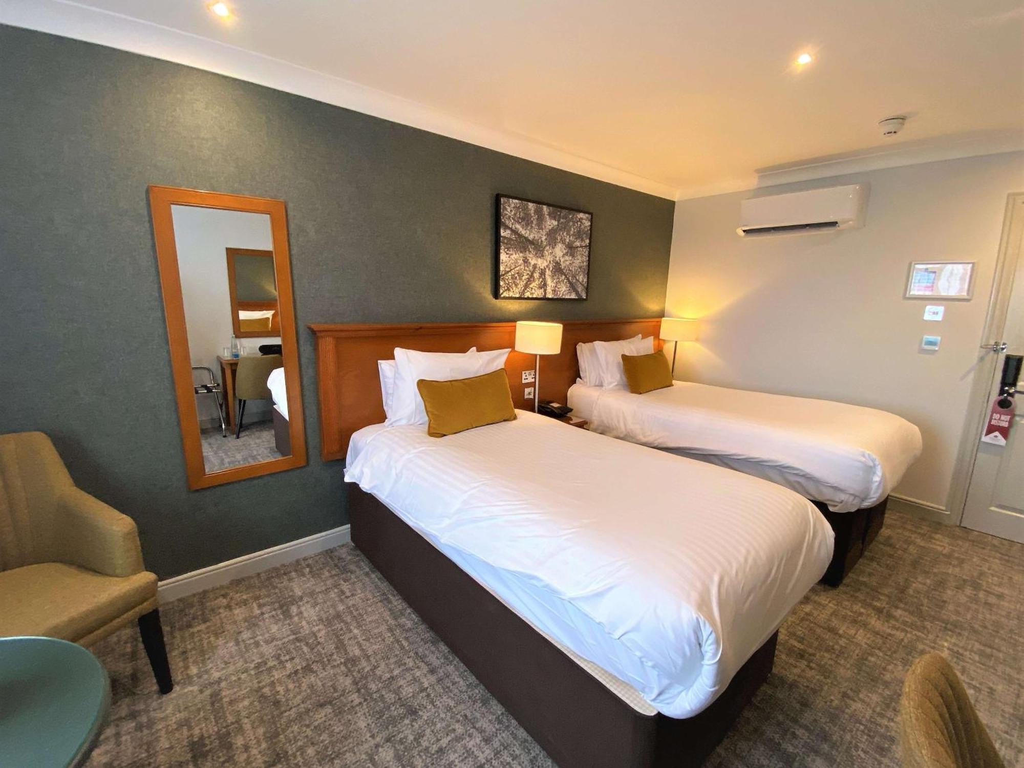 Crowne Plaza East Midlands Airport By Ihg Hotell Derby Exteriör bild