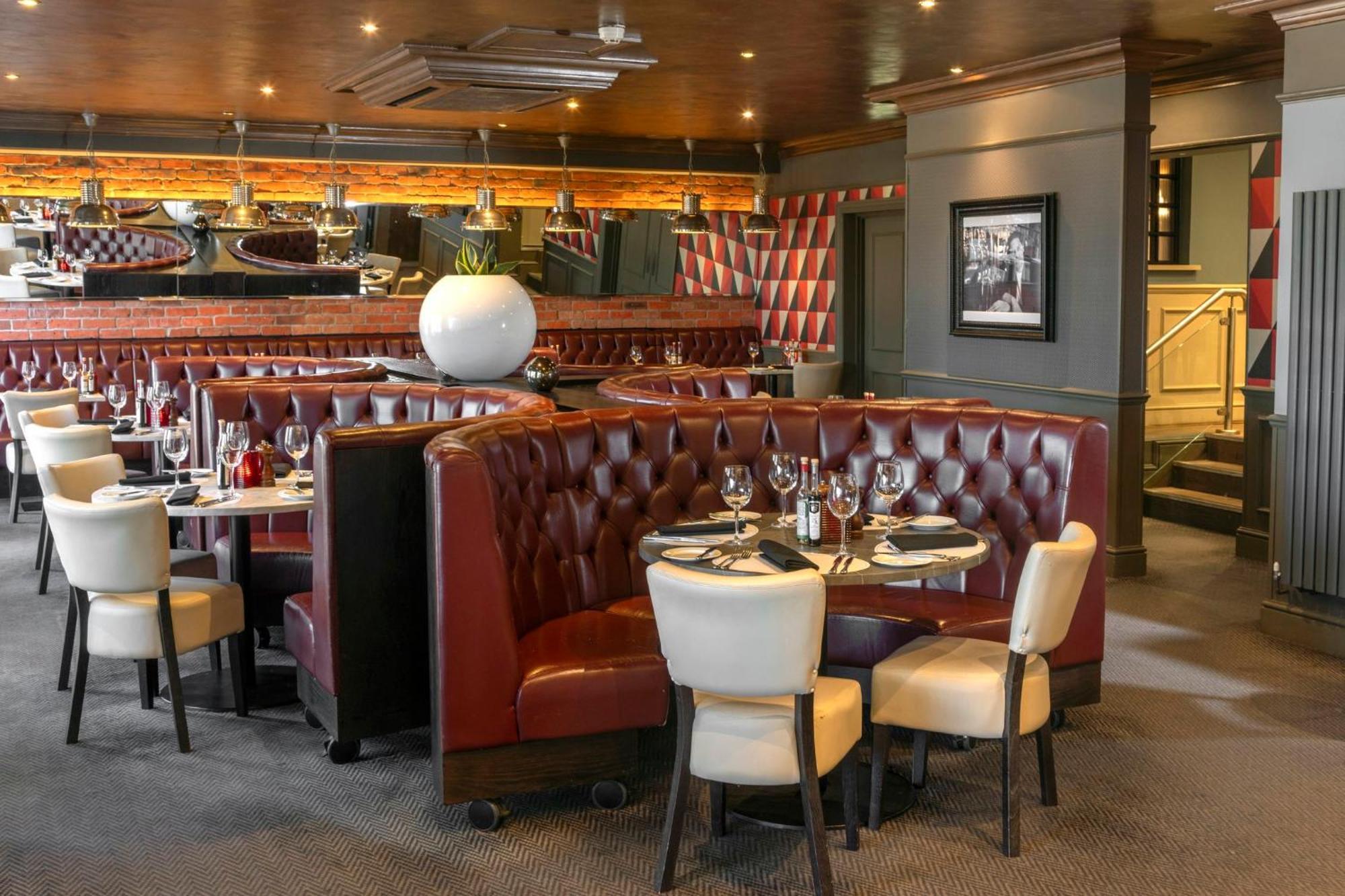Crowne Plaza East Midlands Airport By Ihg Hotell Derby Exteriör bild