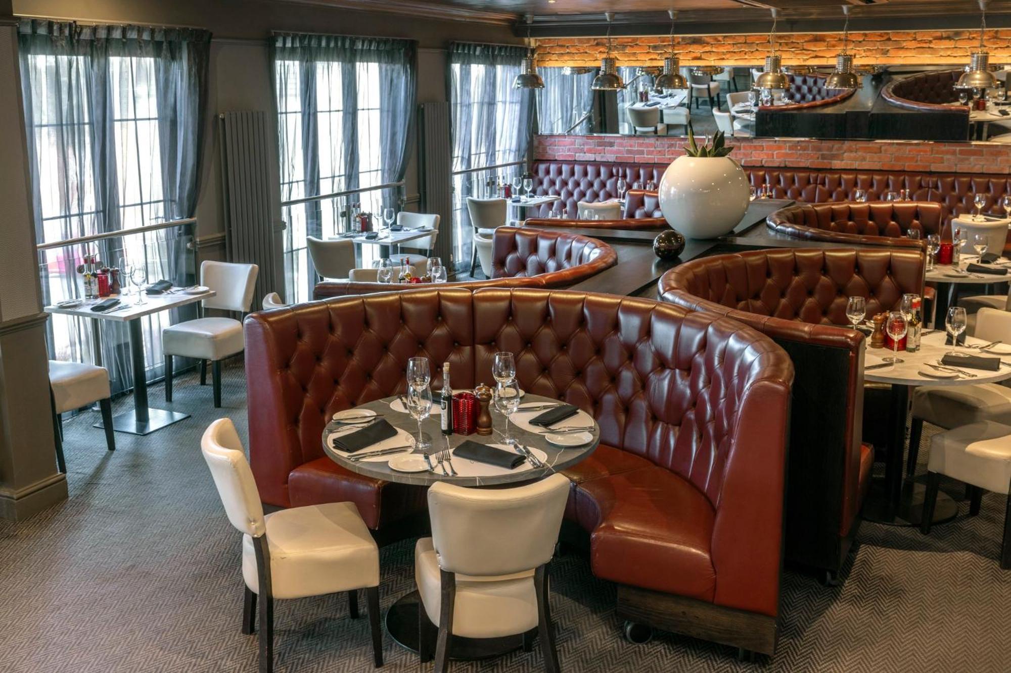 Crowne Plaza East Midlands Airport By Ihg Hotell Derby Exteriör bild